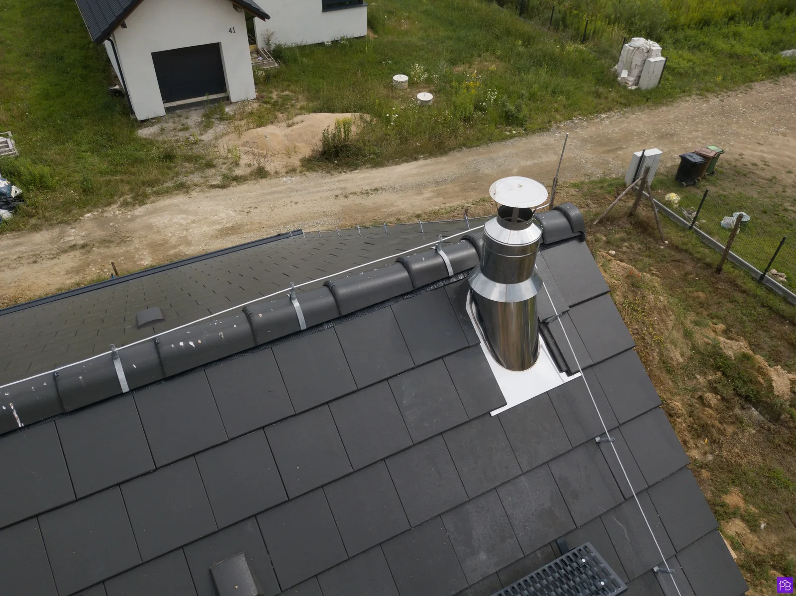 Sezonowość budowy – kiedy zaczynać, żeby się wyrobić i jak planować przerwy zimowe